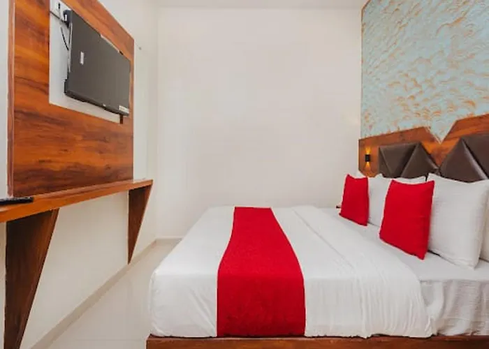 Hotel Golden Sands Inn Aslpha